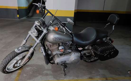 HARLEY-DAVIDSON-DYNA SUPER GLIDE-2009