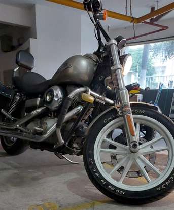 HARLEY-DAVIDSON-DYNA SUPER GLIDE-2009