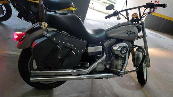 HARLEY-DAVIDSON-DYNA SUPER GLIDE-2009