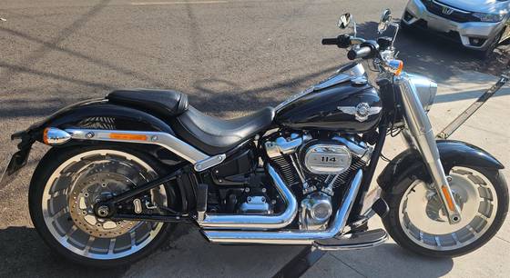 HARLEY-DAVIDSON SOFTAIL FAT BOY 114 