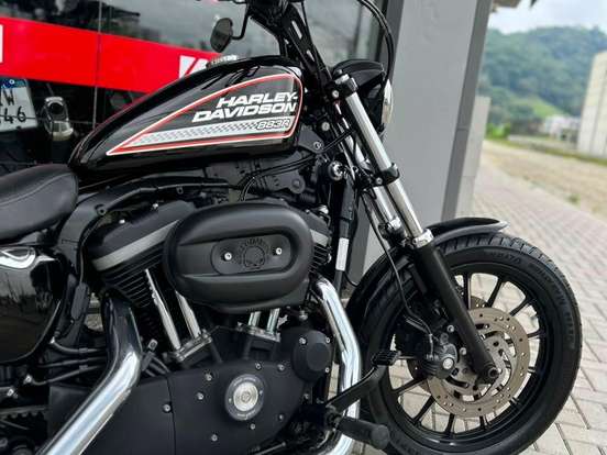 HARLEY-DAVIDSON-SPORTSTER XL 883 R HARLEY-DAVIDSON-SPORTSTER XL 883 R-2013