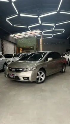 HONDA CIVIC 1.8 LXS 16V FLEX 4P AUTOMÁTICO