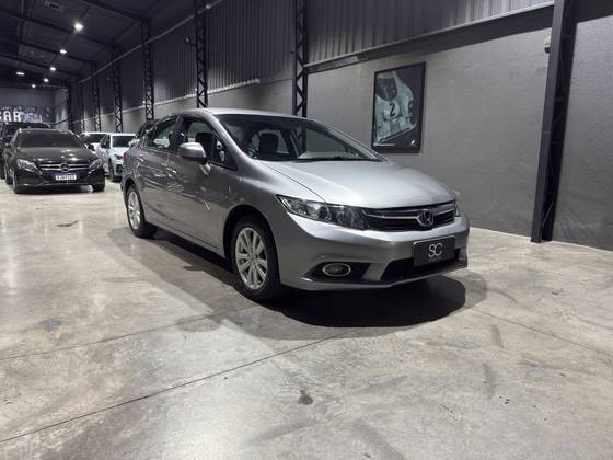 HONDA CIVIC 1.8 LXS 16V FLEX 4P MANUAL