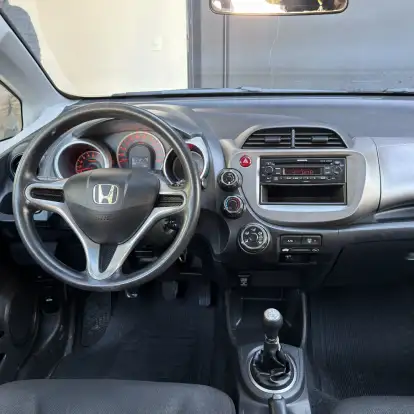 HONDA-FIT-2010