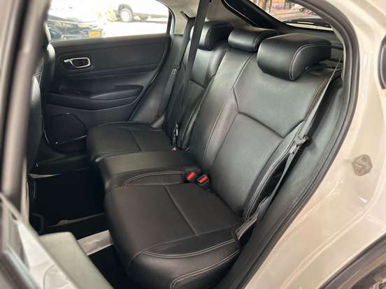 HONDA-HR-V-2023