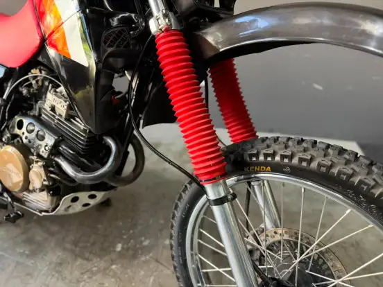 HONDA-XLX 350R-1988