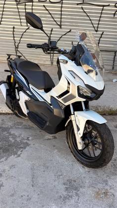 HONDA ADV 