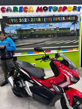 HONDA ADV 