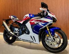 HONDA CBR 1000RR-R FIREBLADE SP HONDA CBR 1000RR-R FIREBLADE SP