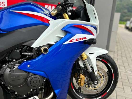 HONDA-CBR 600F HONDA-CBR 600F-2012
