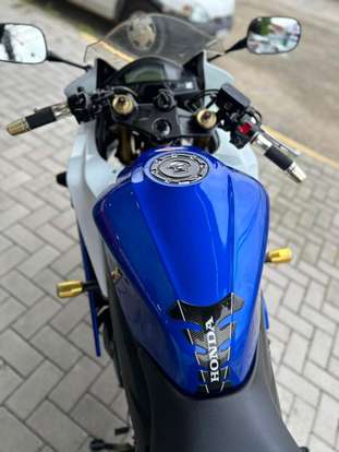 HONDA-CBR 600F-2012