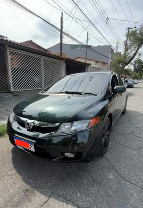 HONDA CIVIC 1.8 LXS 16V FLEX 4P AUTOMÁTICO