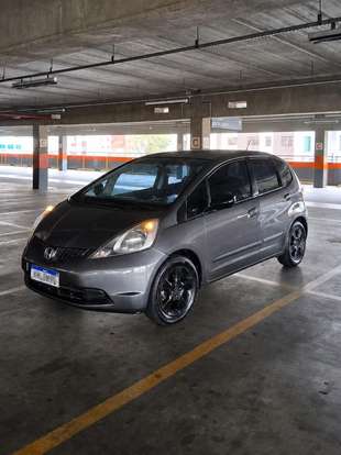 HONDA-FIT-2009