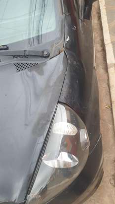 HONDA-FIT-2004