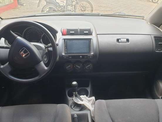 HONDA-FIT-1.4 LXL 8V GASOLINA 4P MANUAL HONDA-FIT-2004