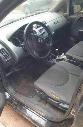 HONDA-FIT-2004