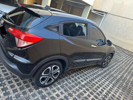 HONDA-HR-V-2015