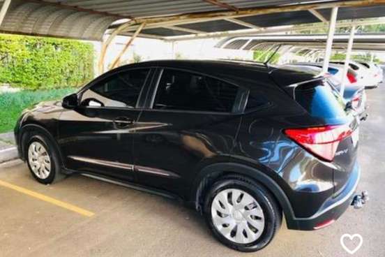 HONDA-HR-V-2016