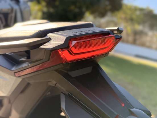 HONDA-X-ADV-2021