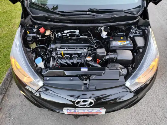 HYUNDAI-HB20-2013