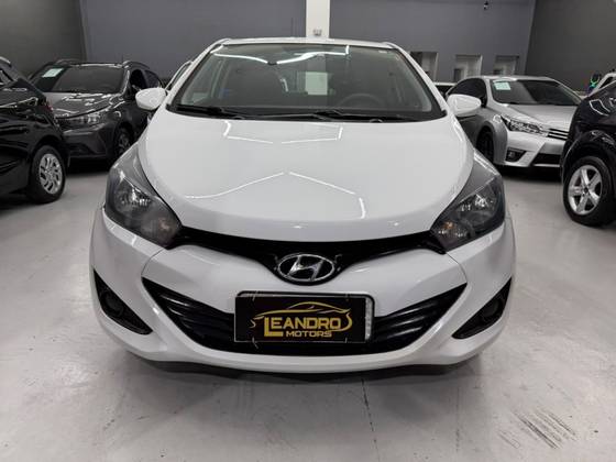 HYUNDAI HB20 1.0 COMFORT 12V FLEX 4P MANUAL