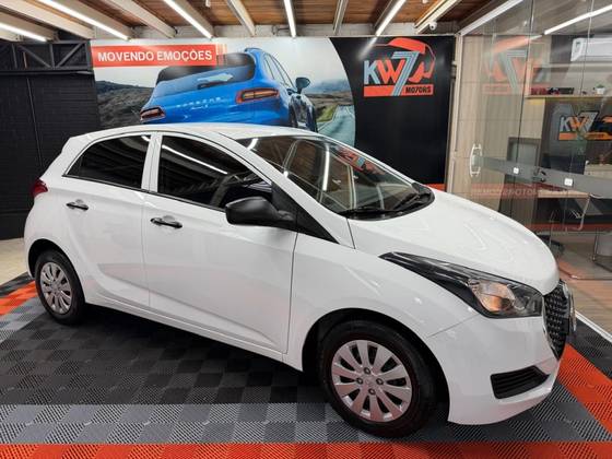 HYUNDAI HB20 1.0 UNIQUE 12V FLEX 4P MANUAL