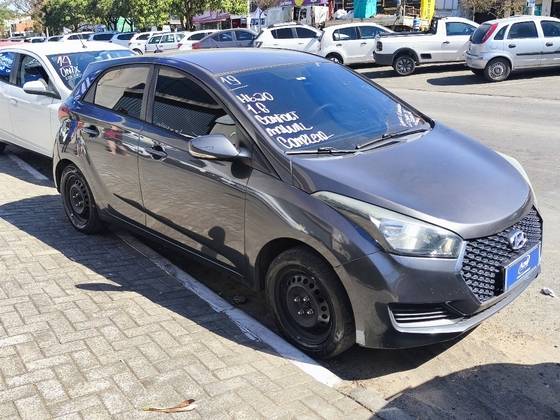 HYUNDAI HB20 1.6 COMFORT PLUS 16V FLEX 4P MANUAL