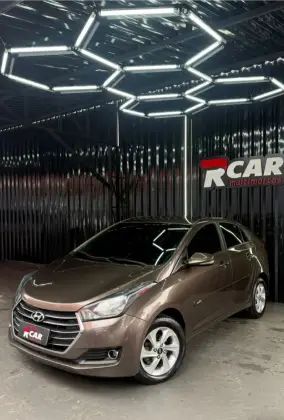 HYUNDAI HB20S 1.6 COMFORT PLUS 16V FLEX 4P AUTOMÁTICO