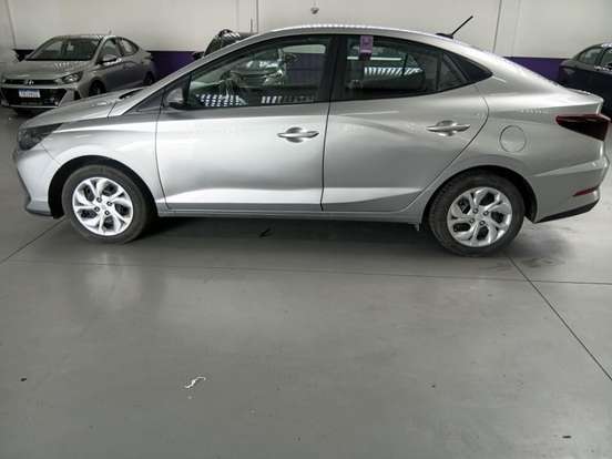 HYUNDAI-HB20S-2024