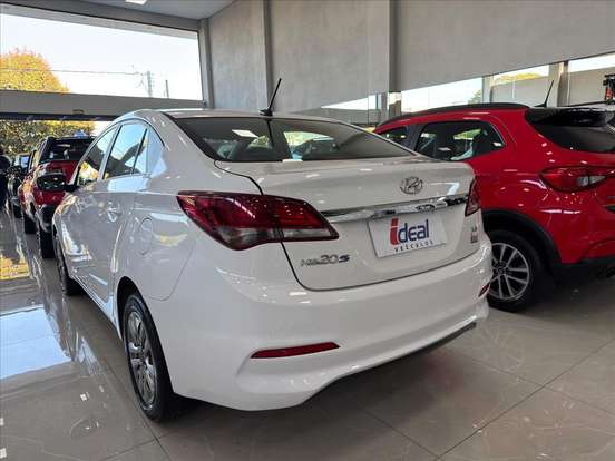 HYUNDAI-HB20S-2018