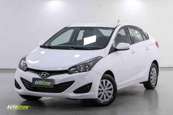 HYUNDAI HB20S 1.6 COMFORT PLUS 16V FLEX 4P MANUAL