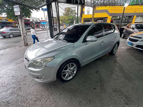 HYUNDAI-I30-2.0 MPFI GLS 16V GASOLINA 4P AUTOMÁTICO HYUNDAI-I30-2010