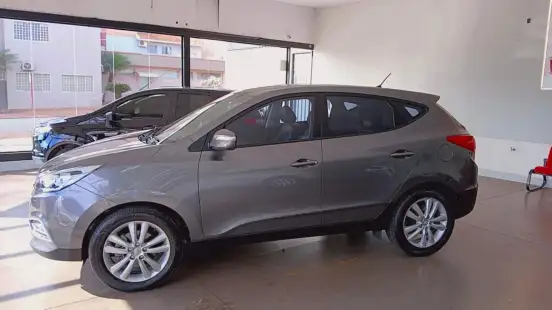 HYUNDAI-IX35-2.0 MPFI 16V FLEX 4P AUTOMÁTICO HYUNDAI-IX35-2017