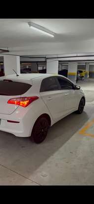 HYUNDAI-HB20-2015
