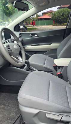 HYUNDAI-HB20S-2023