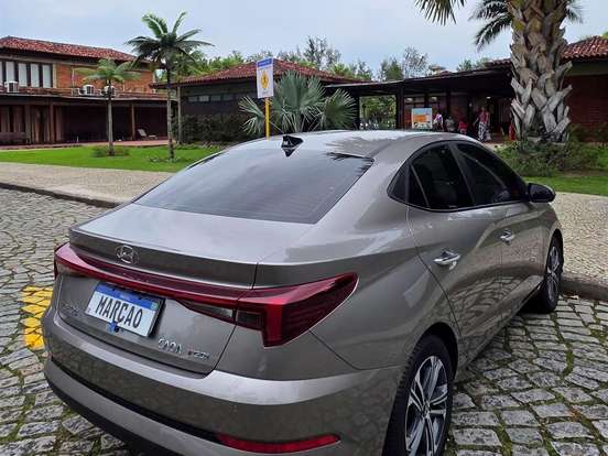 HYUNDAI-HB20S-1.0 TGDI FLEX PLATINUM AUTOMÁTICO HYUNDAI-HB20S-2023
