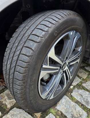 HYUNDAI-HB20S-2023
