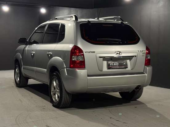 HYUNDAI-TUCSON-2.0 MPFI GLS 16V 143CV 2WD FLEX 4P AUTOMÁTICO HYUNDAI-TUCSON-2014
