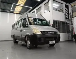 IVECO DAILY 2.3 HPI DIESEL 30-130 FURGÃO MANUAL IVECO DAILY 2.3 HPI DIESEL 30-130 FURGÃO MANUAL