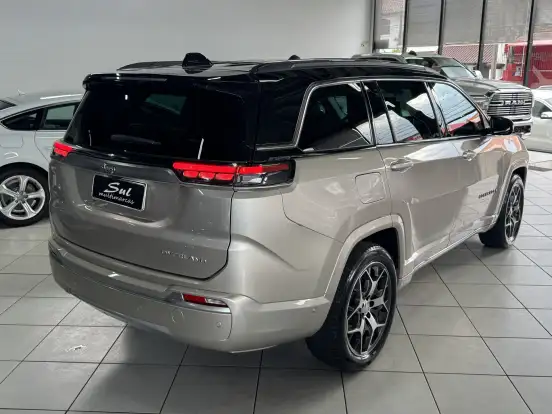 JEEP-COMMANDER-2022