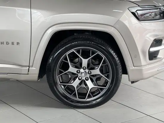 JEEP-COMMANDER-2022