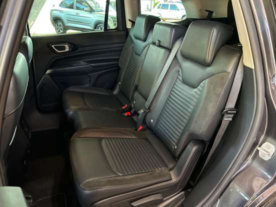 JEEP-COMMANDER-1.3 T270 TURBO FLEX LIMITED AT6 JEEP-COMMANDER-2023