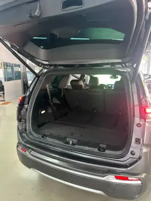 JEEP-COMMANDER-2022