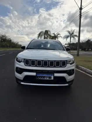 JEEP COMPASS 1.3 T270 TURBO FLEX LONGITUDE AT6