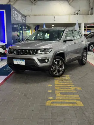 JEEP COMPASS 2.0 16V DIESEL LONGITUDE 4X4 AUTOMÁTICO JEEP COMPASS 2.0 16V DIESEL LONGITUDE 4X4 AUTOMÁTICO