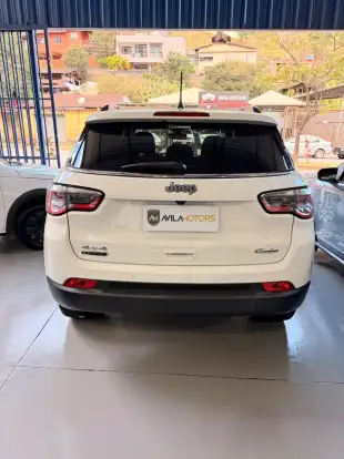 JEEP-COMPASS-2.0 16V DIESEL LONGITUDE 4X4 AUTOMÁTICO JEEP-COMPASS-2019