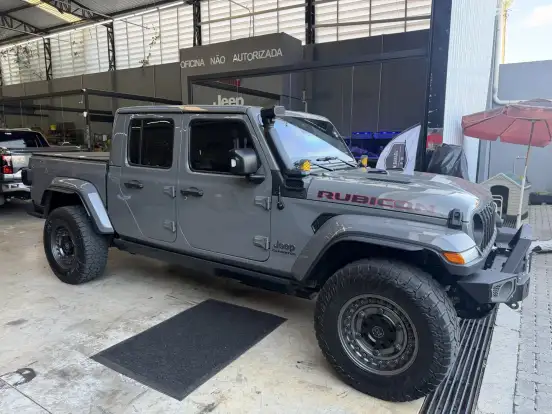 JEEP-GLADIATOR-2023