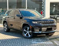 JEEP GRAND CHEROKEE 2.0 TURBO HÍBRIDO 4XE AT8 JEEP GRAND CHEROKEE 2.0 TURBO HÍBRIDO 4XE AT8