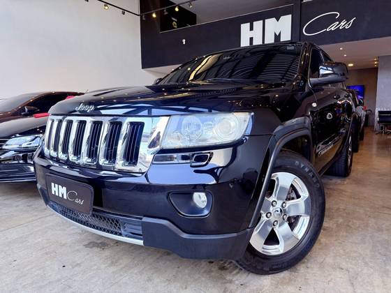 JEEP GRAND CHEROKEE 3.6 LAREDO 4X4 V6 24V GASOLINA 4P AUTOMÁTICO