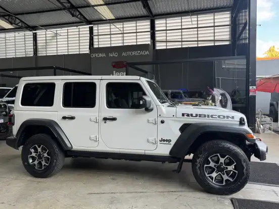 JEEP-WRANGLER-2021